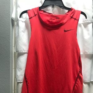 Nike Fitted Dri Fit Muscle Tank